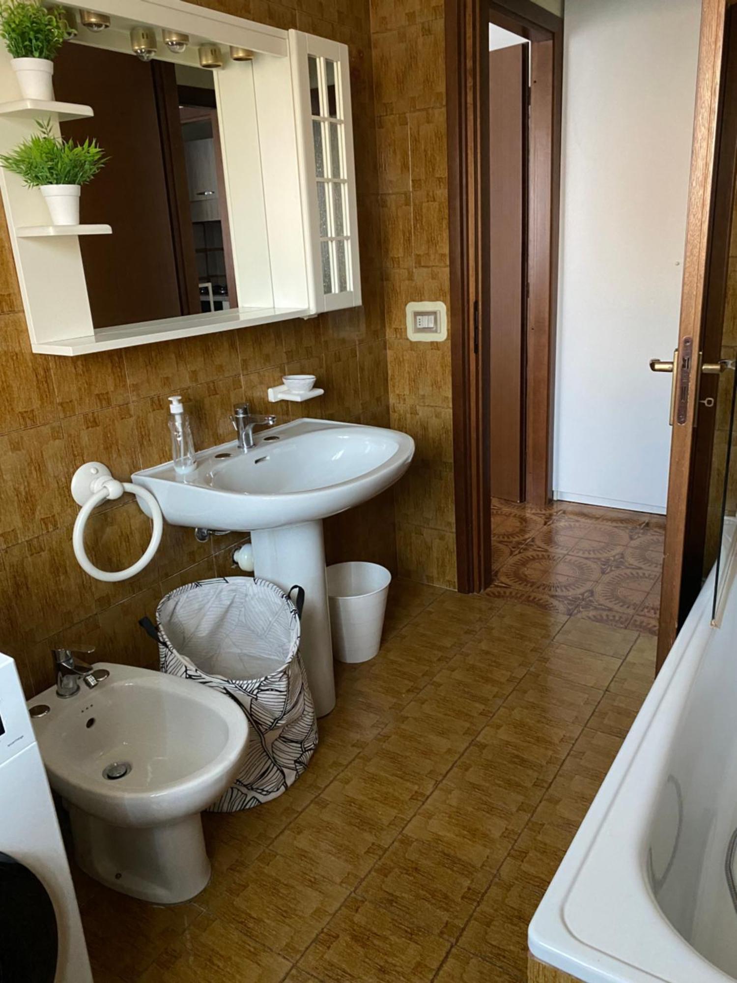 Casa Gaia- Castelnuovo Del Garda Leilighet Cavalcaselle Eksteriør bilde